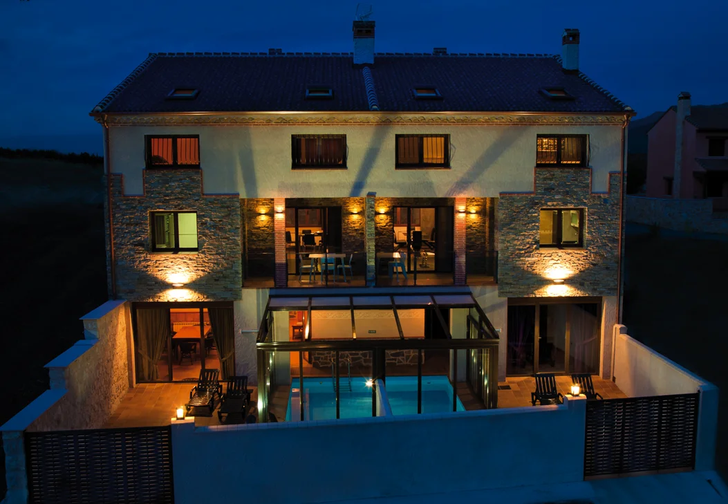 Casas rurales bajo las estrellas en la Sierra de Guadarrama en Segovia