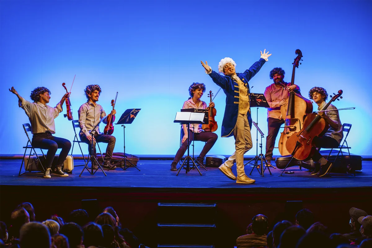 Aventura musical teatralizada sobre el genio Mozart para niños en Madrid