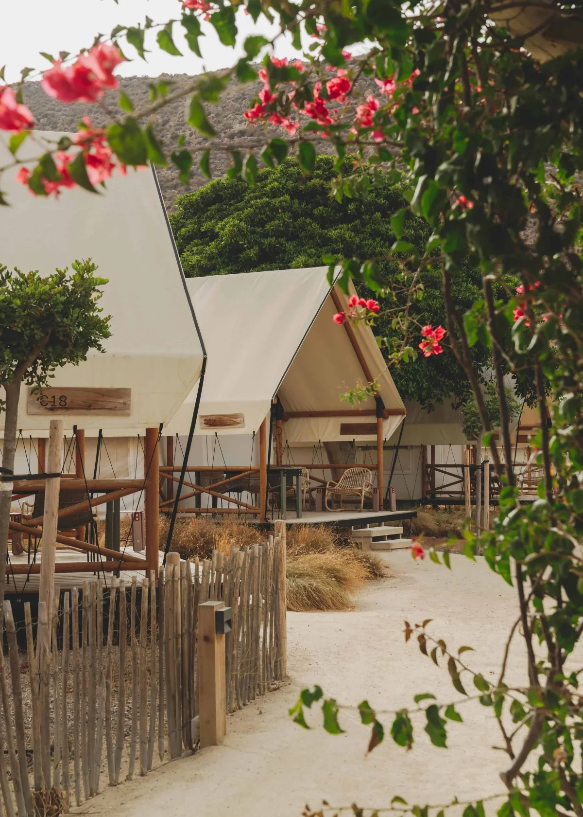 Glamping estelar en Cabo de Gata: lujo y estrellas junto al mar en Almería